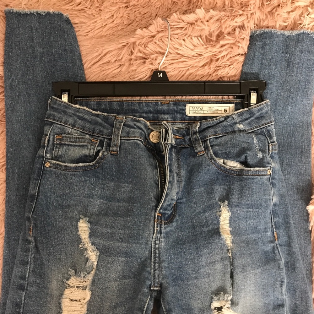 Denim high rise papaya ripped jeans ❤️